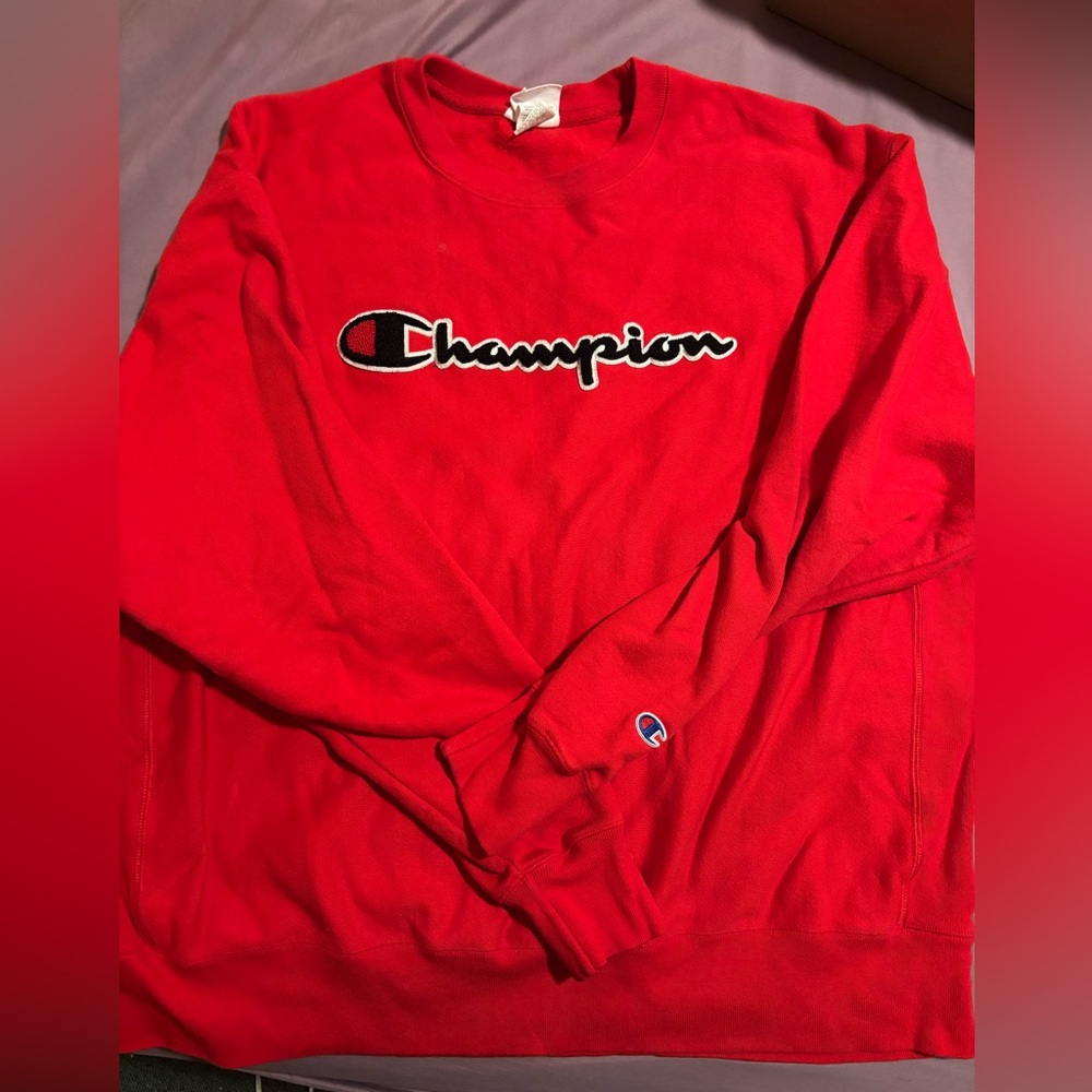 RED CHAMPION PULL OVER